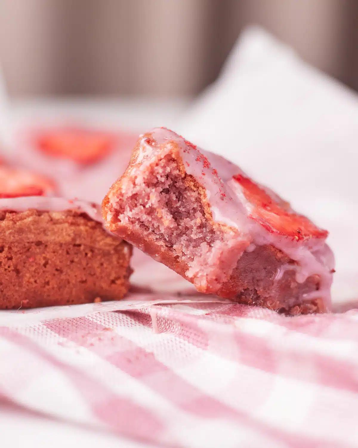 close-up shot of a single strawberry cake brownie