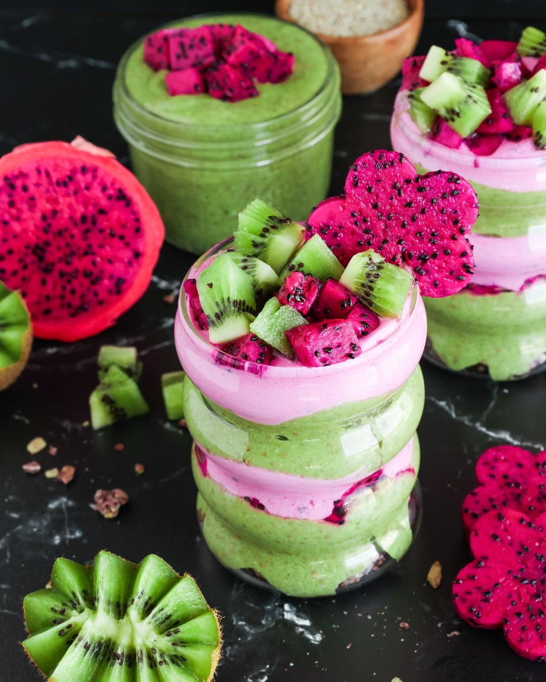 layers dragon fruit yogurt parfait