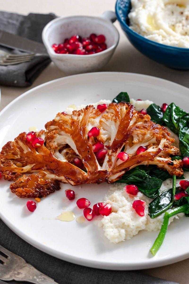 close up of roasted honey sriracha cauliflower steak