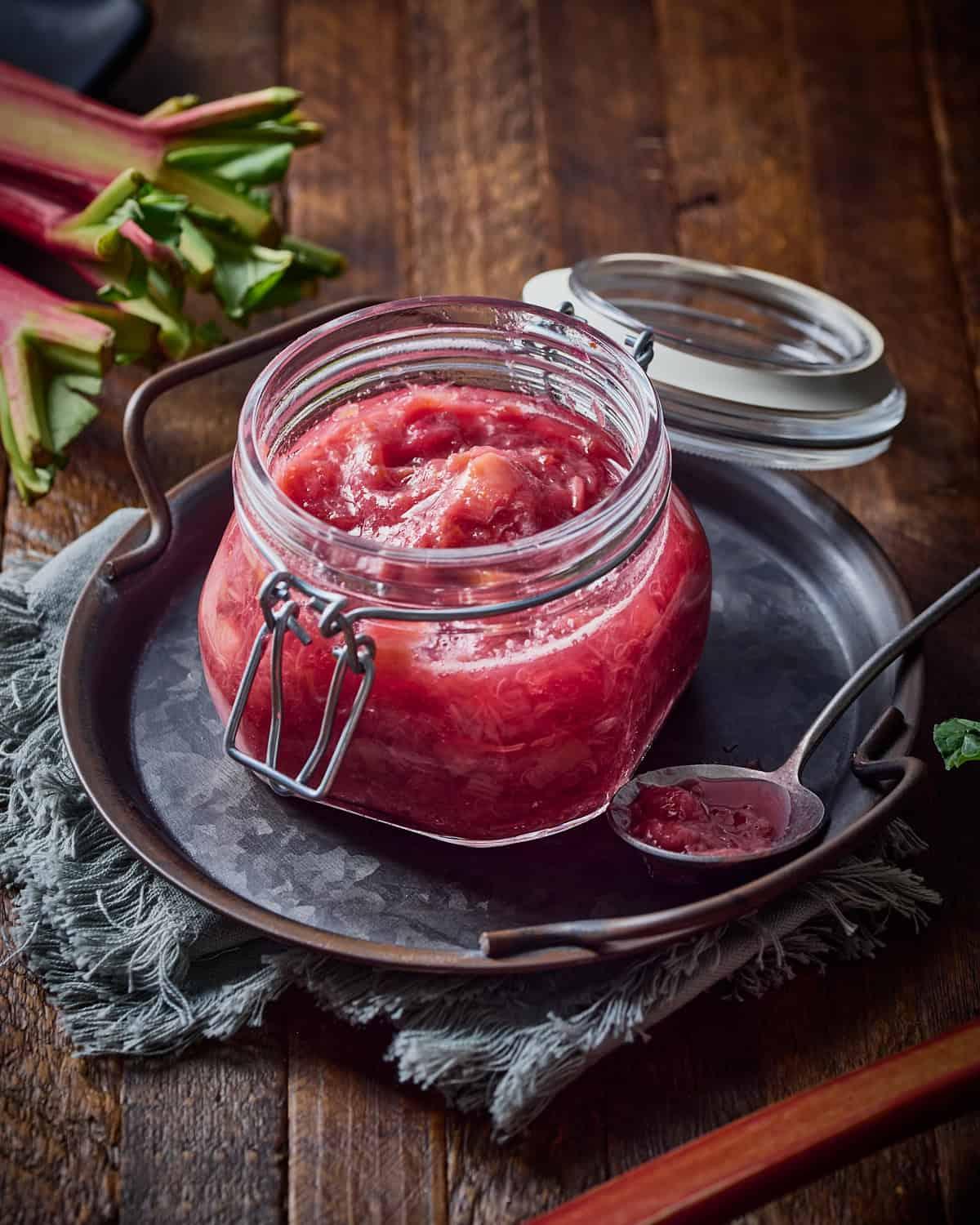 gingerbread rhubarb compote in a glass jar