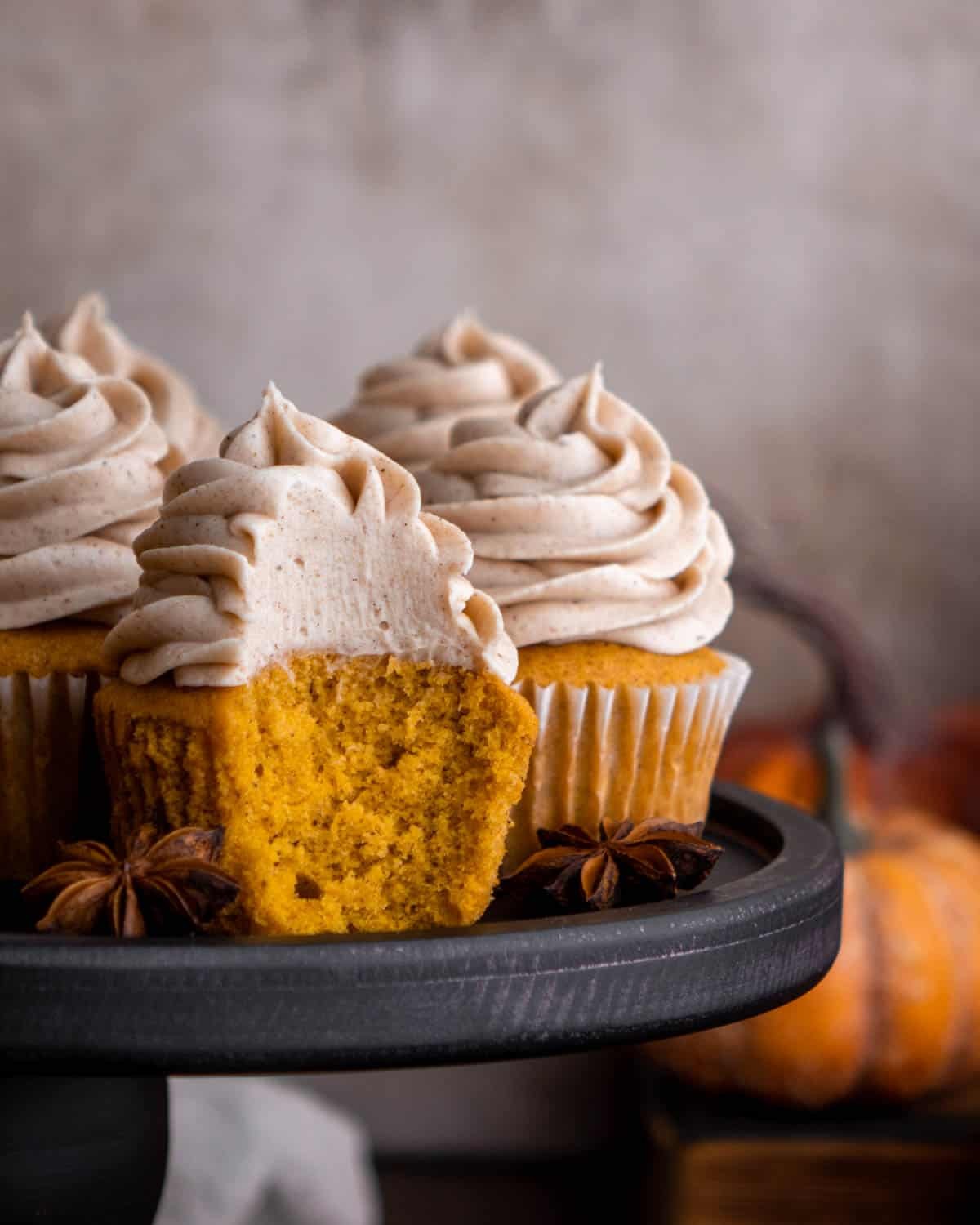 pumpkin muffins with cream cheese frosting