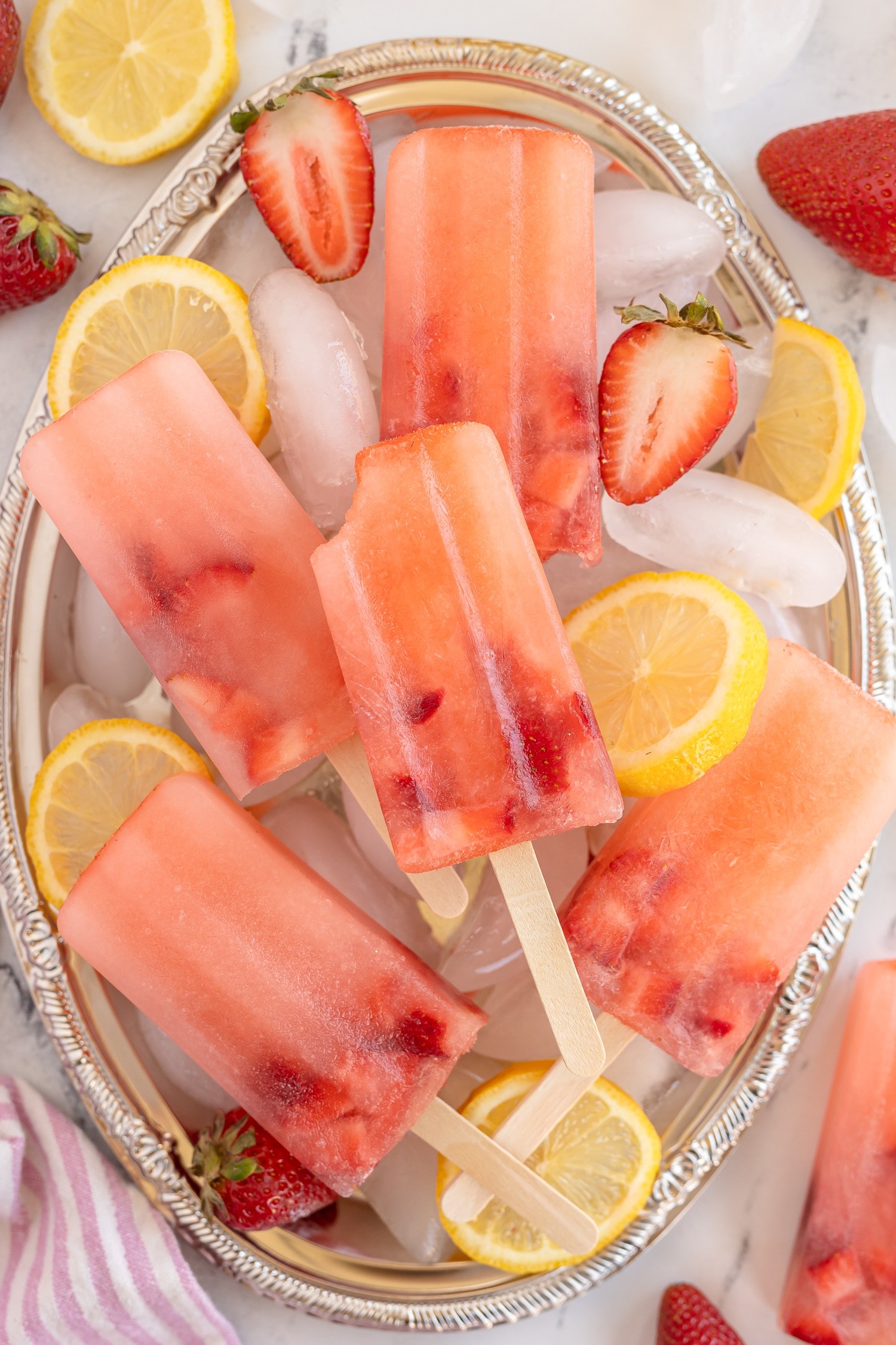 homemade strawberry lemonade popsicles