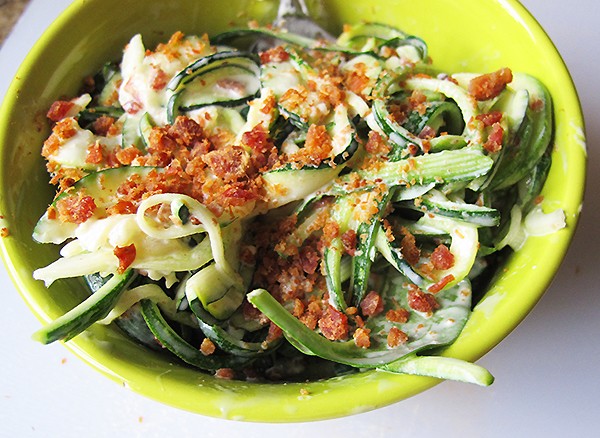 Keto zucchini noodle salad with blue cheese dressing